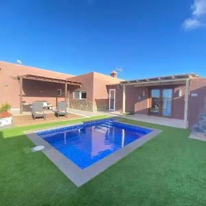 https://la-pradera-antigua-fuerteventura.in-canary-islands.com